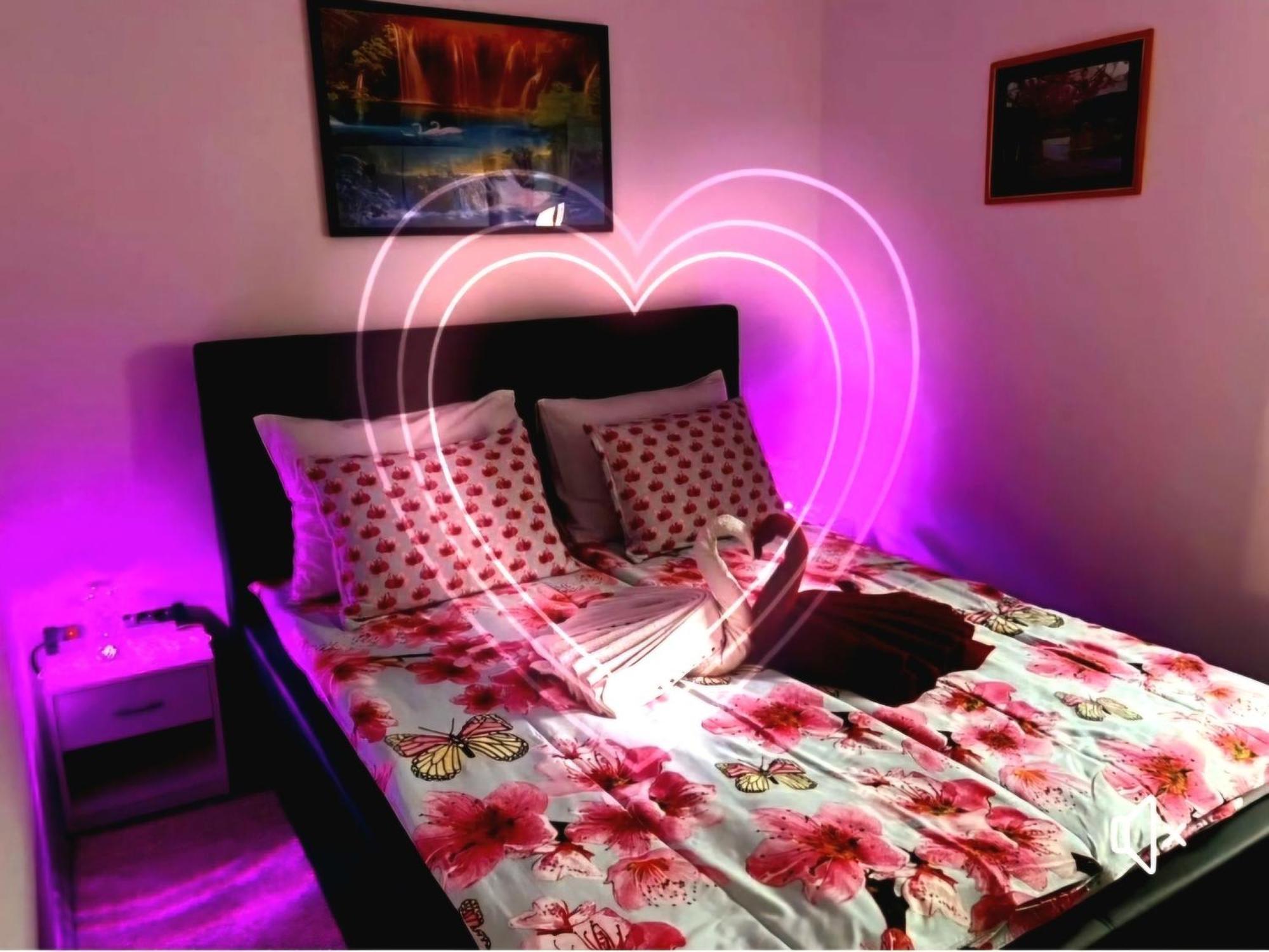 Apartment Anaya Paradise For Families โบเว็ก ภายนอก รูปภาพ